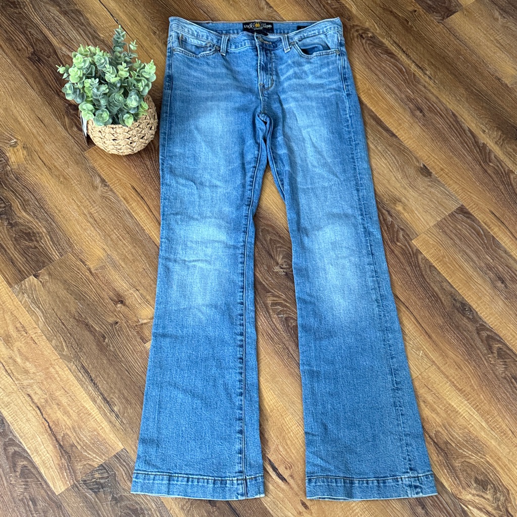 Lucky Brand Classic Denim Jeans Brooke Flare Denim Light Denim Size 10 30